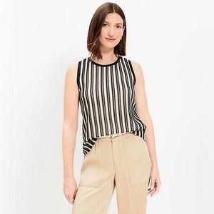 COPY - Buy 2 get one free✨ LOFT crochet shell blouse